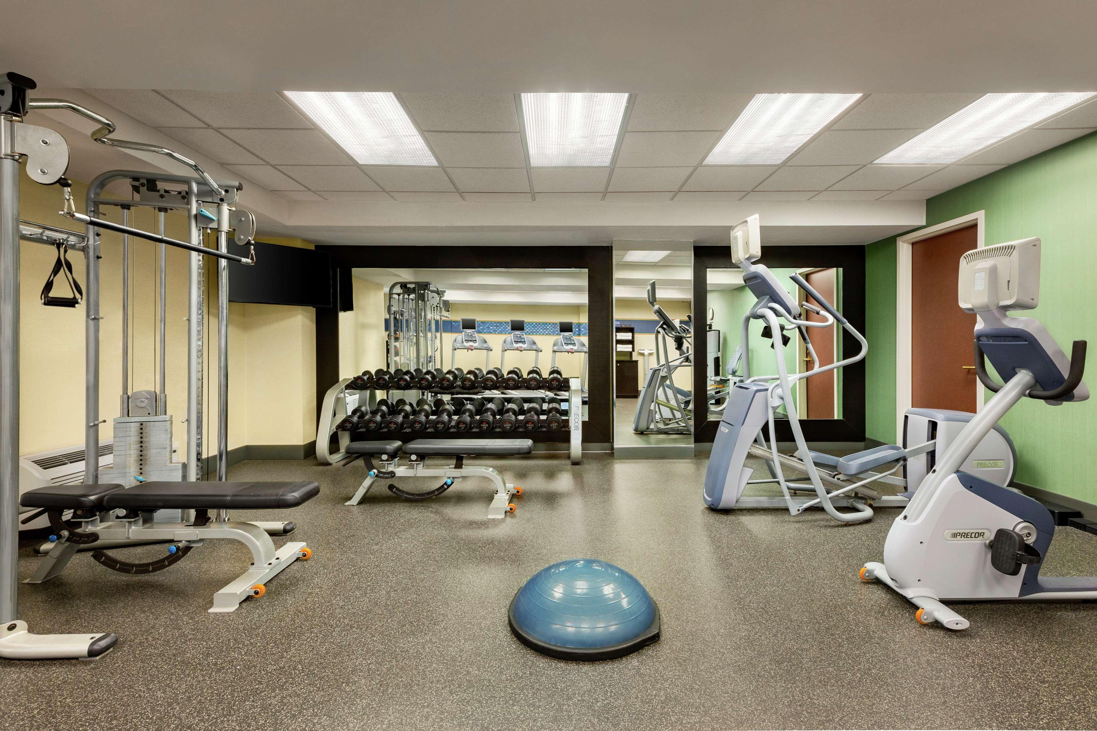 Hampton Inn & Suites Dallas-Мескит Экстерьер фото