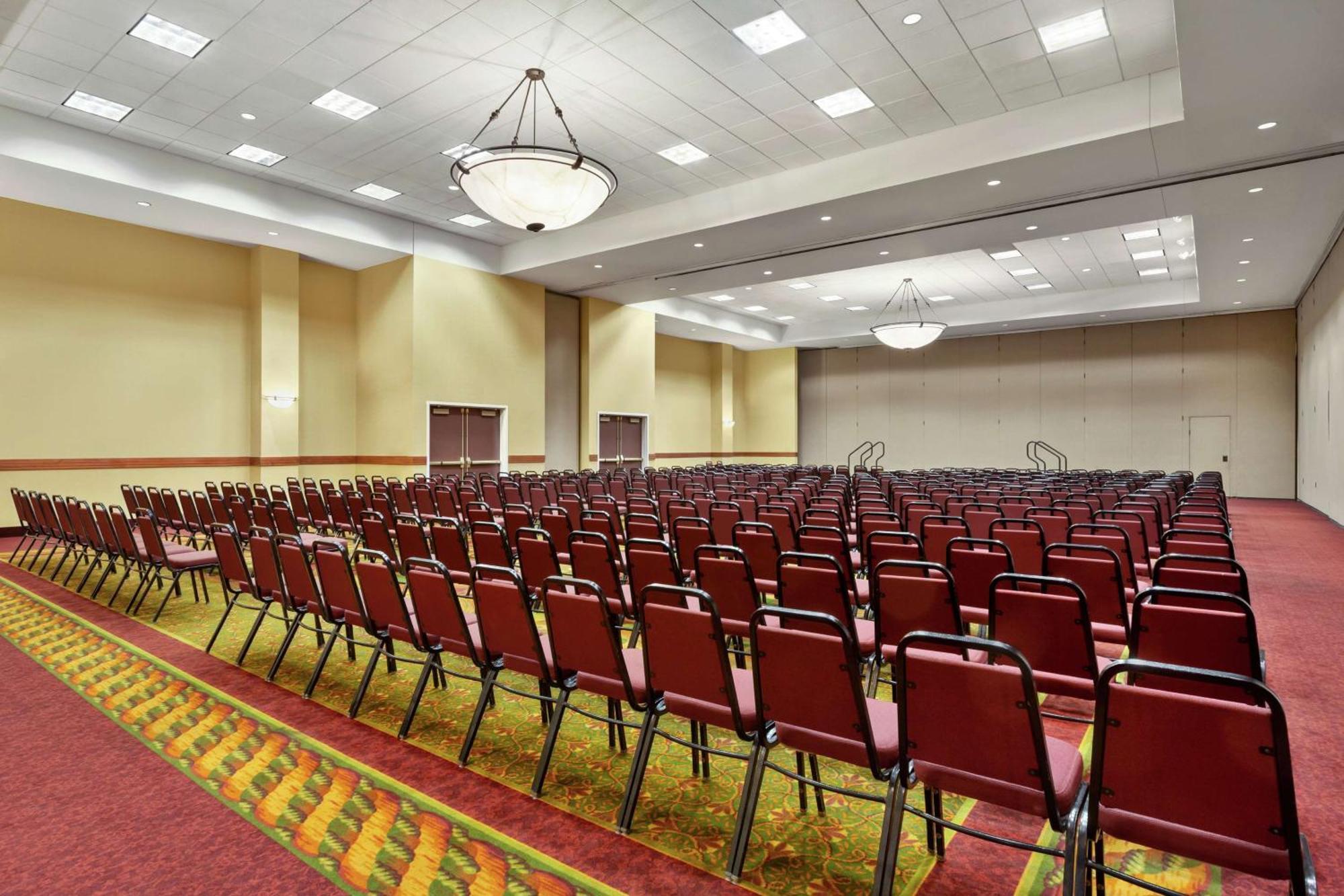 Hampton Inn & Suites Dallas-Мескит Экстерьер фото