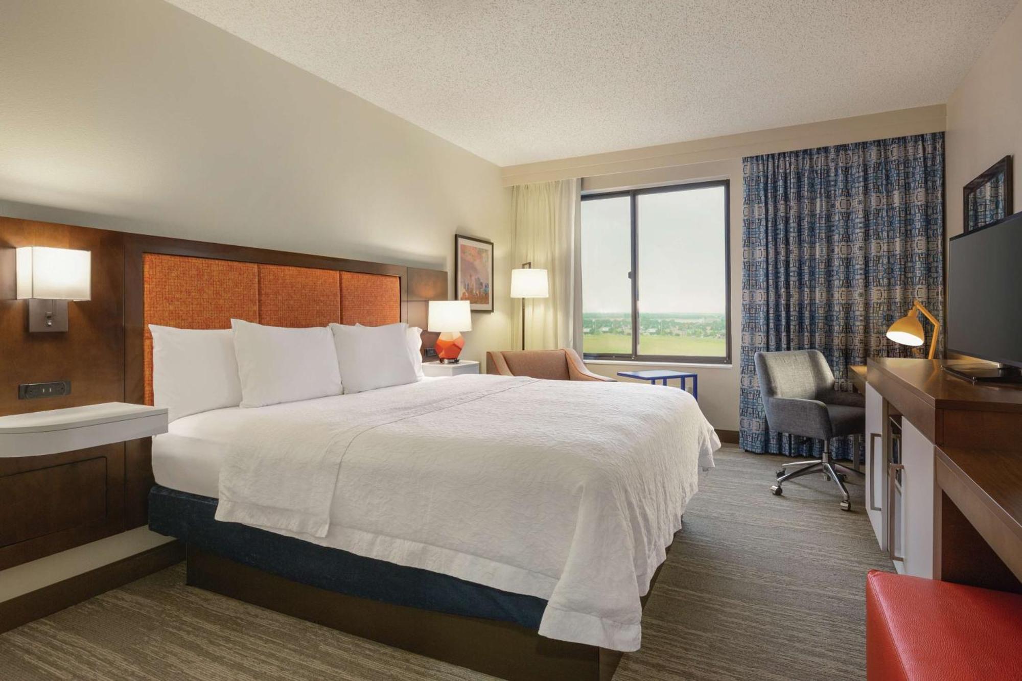 Hampton Inn & Suites Dallas-Мескит Экстерьер фото