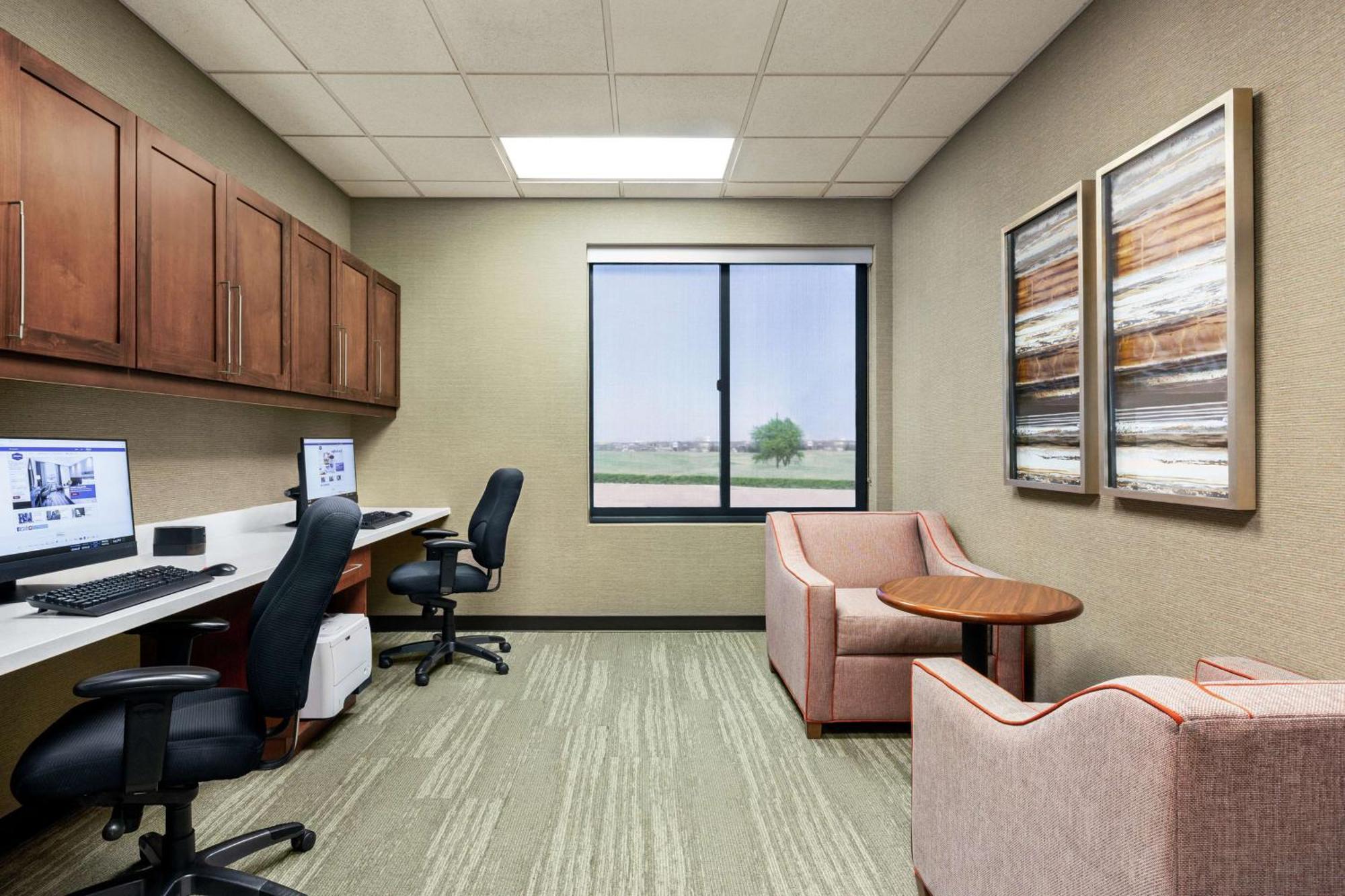 Hampton Inn & Suites Dallas-Мескит Экстерьер фото