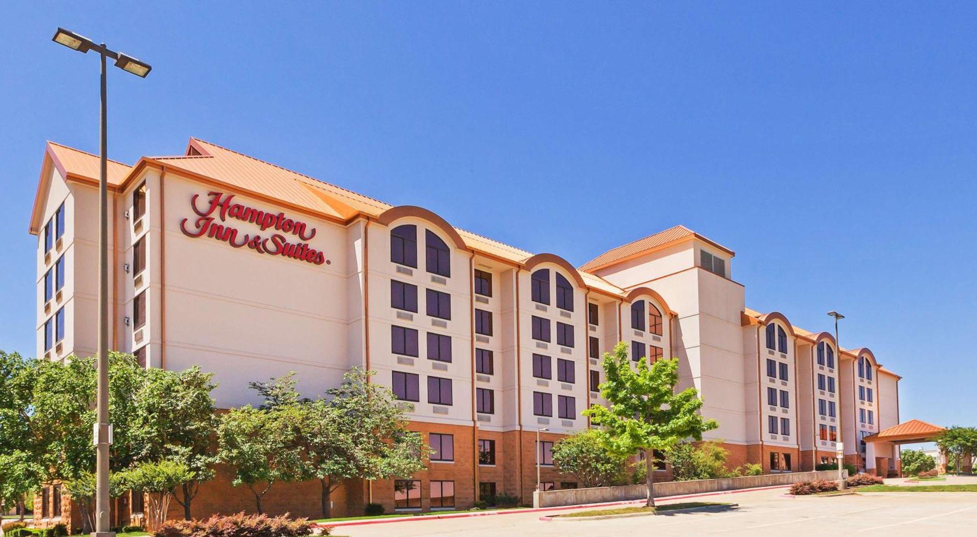 Hampton Inn & Suites Dallas-Мескит Экстерьер фото